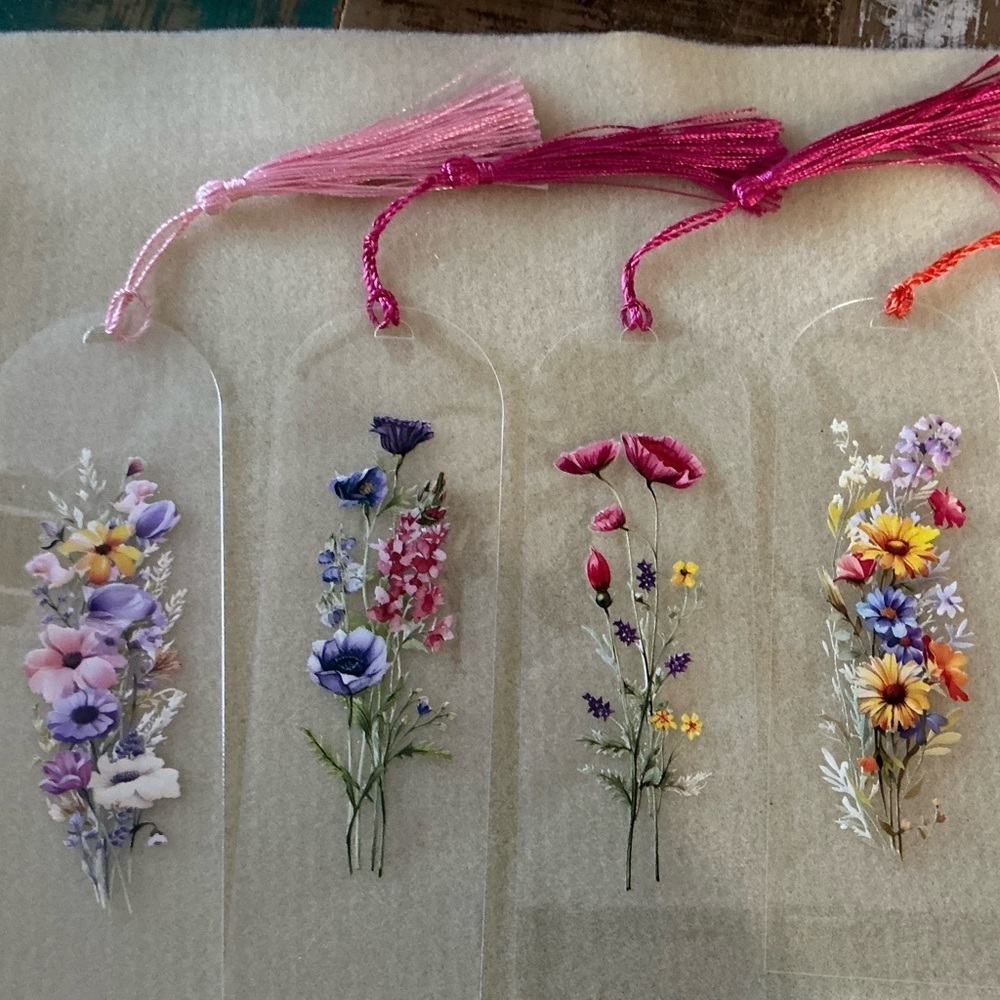 Floral Transparent Bookmarks with Tassels, handmade set of 4 - Picture 2 of 2